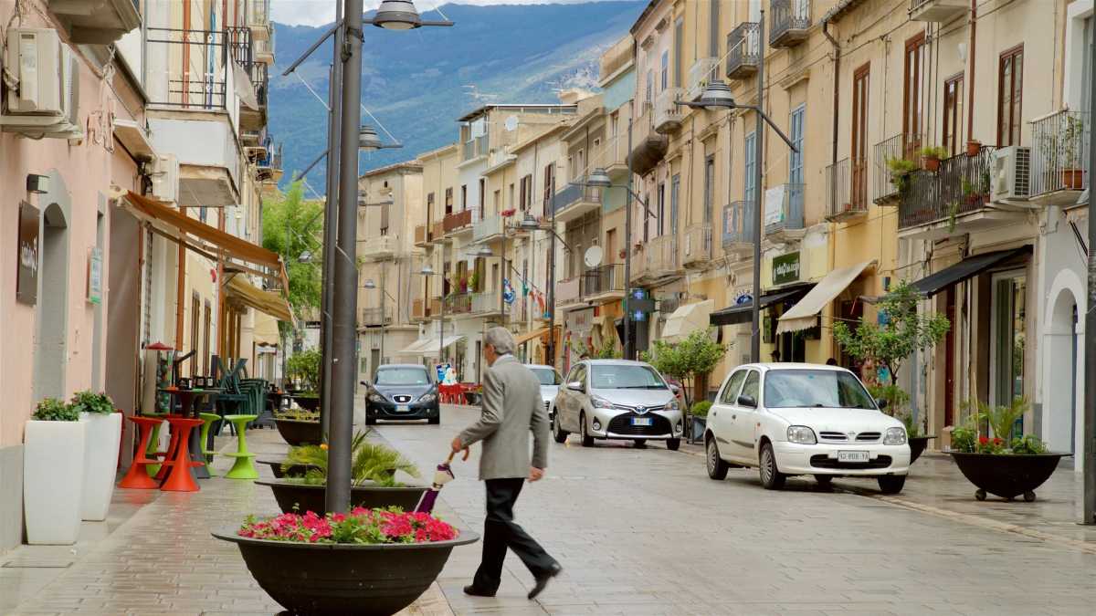 Guida Completa su Come Arrivare a Castrovillari