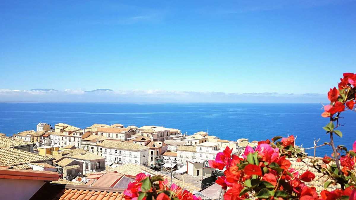 Guida Pratica per Arrivare a Pizzo, Calabria