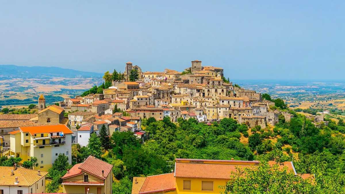 Un'Avventura di 7 Giorni ad Altomonte: Scopri il Cuore della Calabria