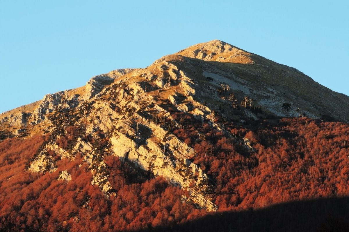 Vista panoramica del Parco Nazionale del Pollino al tramonto